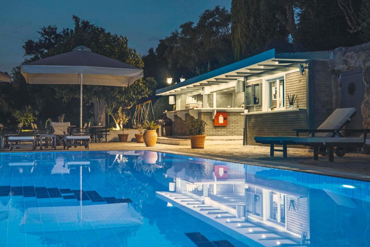 Corfu Club Apartments Gouvia Exterior photo